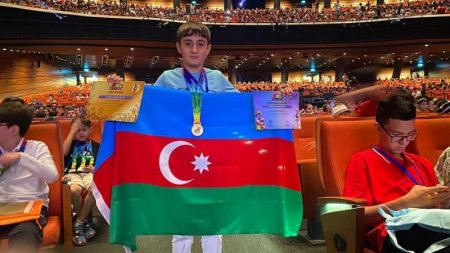 Naxçıvan məktəblisi Beynəlxalq olimpiadada qızıl medal qazanıb