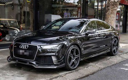 Bakıda tələbə “Audi” ilə qəza törətdi - Ölən var