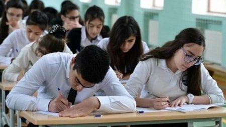 Bazar günü imtahan var