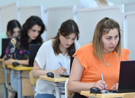 Sertifikasiyaya hazırlaşan müəllimlərin nəzərinə: bu gün sınaq imtahanı var!